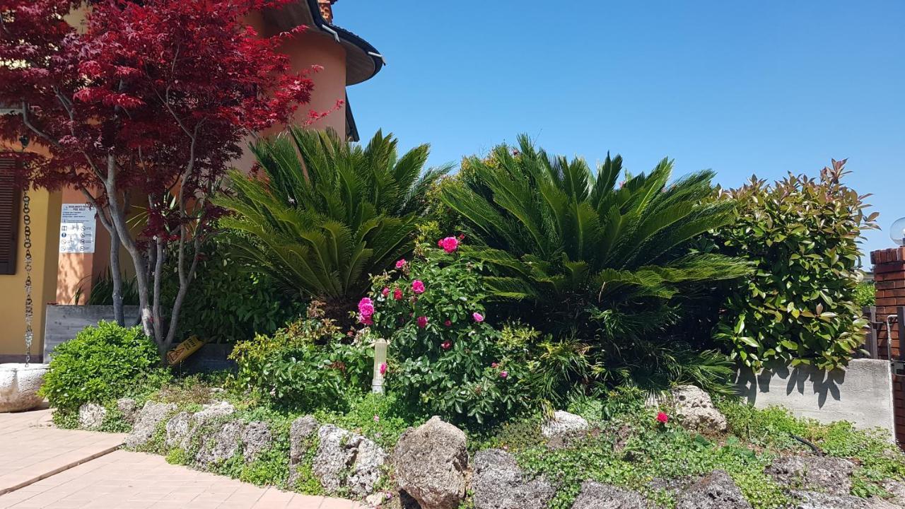 B&B Villa Giulia Desenzano del Garda Eksteriør bilde